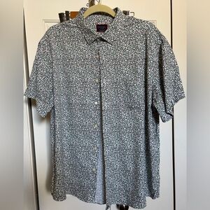 UNTUCKIT Men's Short Sleeve Patterned Shirt